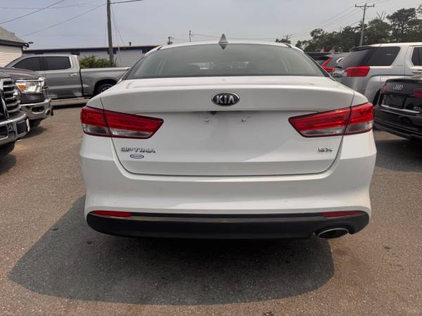 2018 Kia, Import USA — Foto 6 z 12