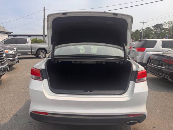 2018 Kia, Import USA — Foto 7 z 12