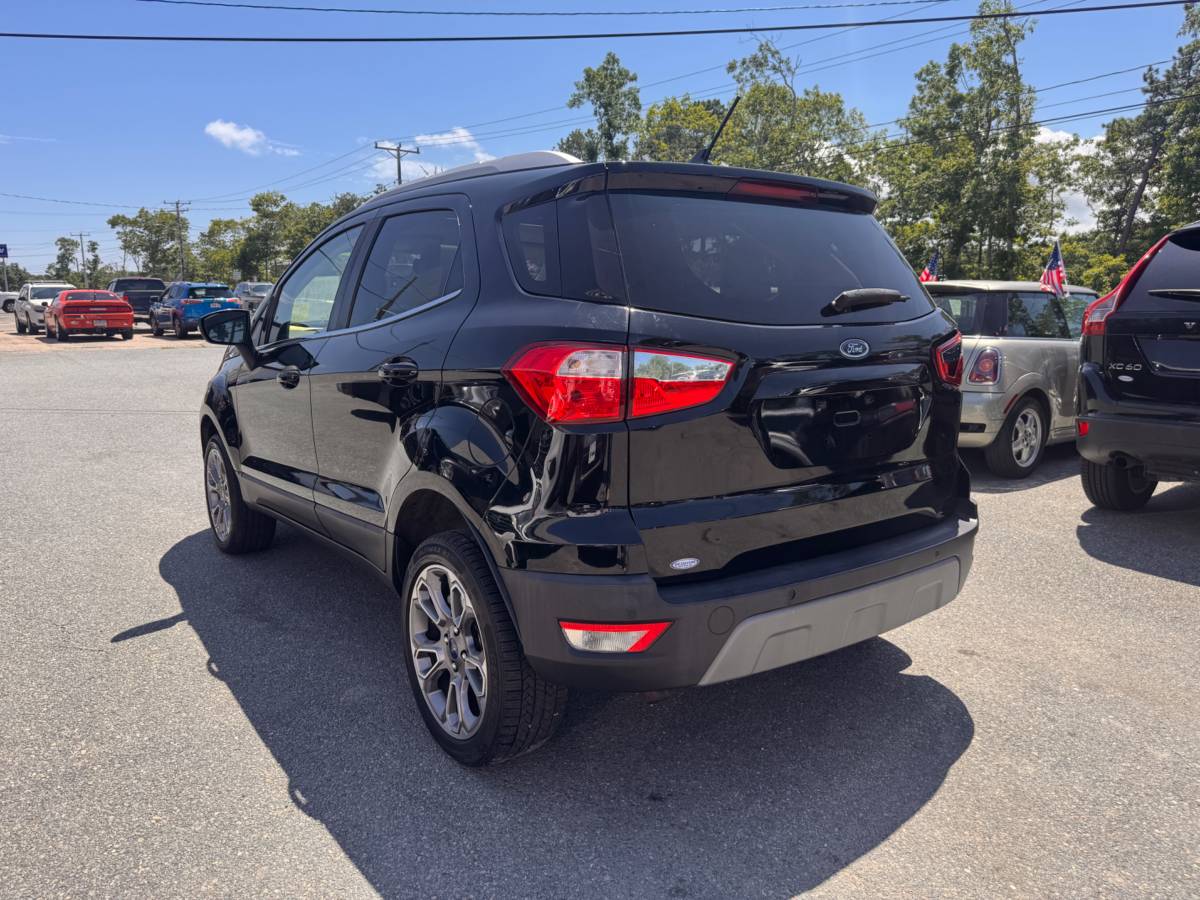 2019 Ford, Import USA — Foto 3 z 12