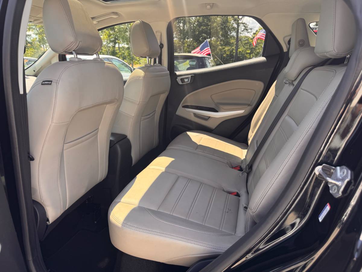 2019 Ford, Import USA — Foto 7 z 12