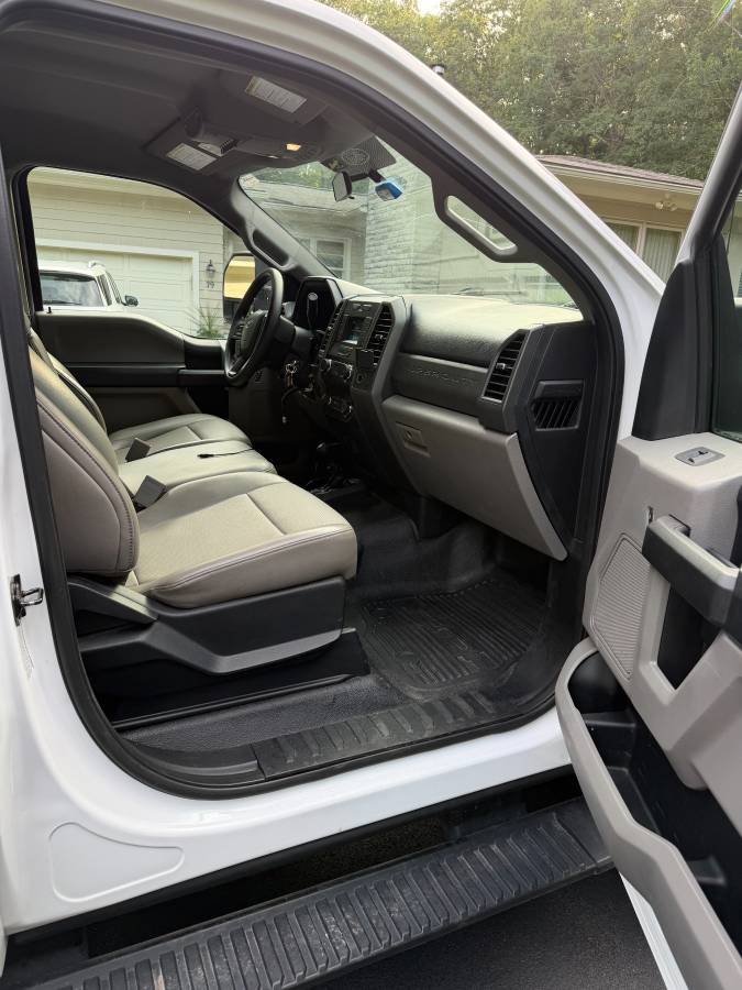 2019 Ford, Import USA — Foto 3 z 7
