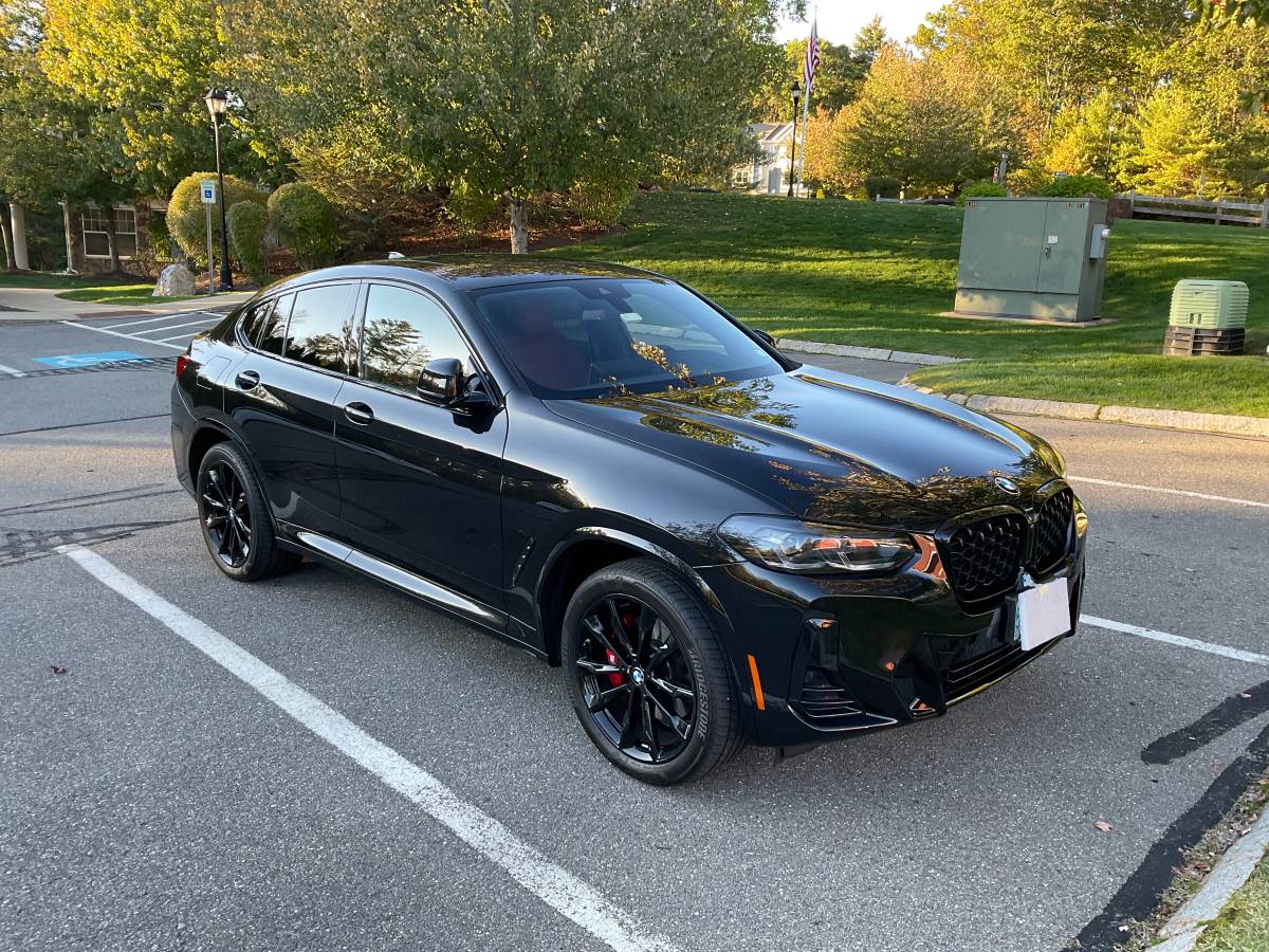 2024 BMW, schwarz, Import USA — Foto 1