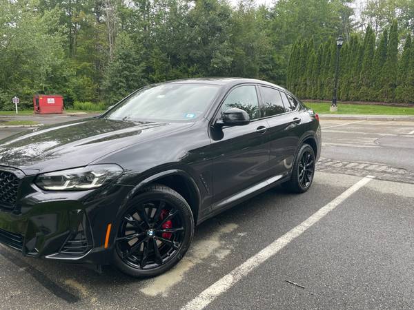 2024 BMW, schwarz, Import USA — Foto 4 z 12