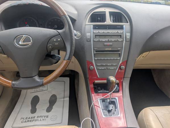 2008 Lexus, Import USA — Foto 10 z 12