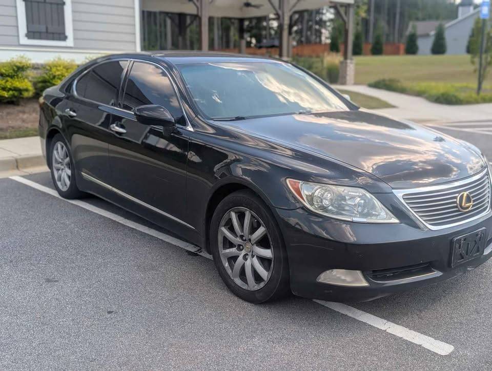 2008 Lexus, Import USA — Foto 6 z 12