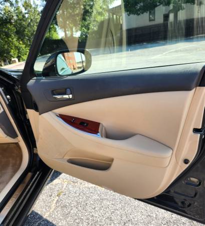 2012 Lexus, Import USA — Foto 8 z 12