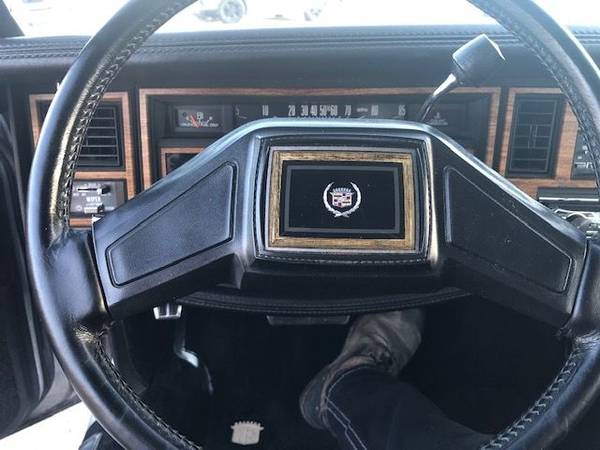 1985 Cadillac, Import USA — Foto 10 z 12