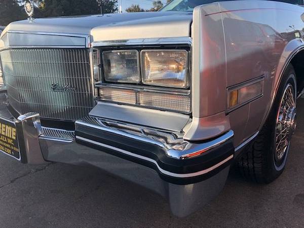 1985 Cadillac, Import USA — Foto 7 z 12