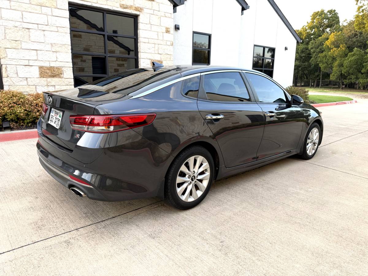 2018 Kia, Import USA — Foto 3 z 7
