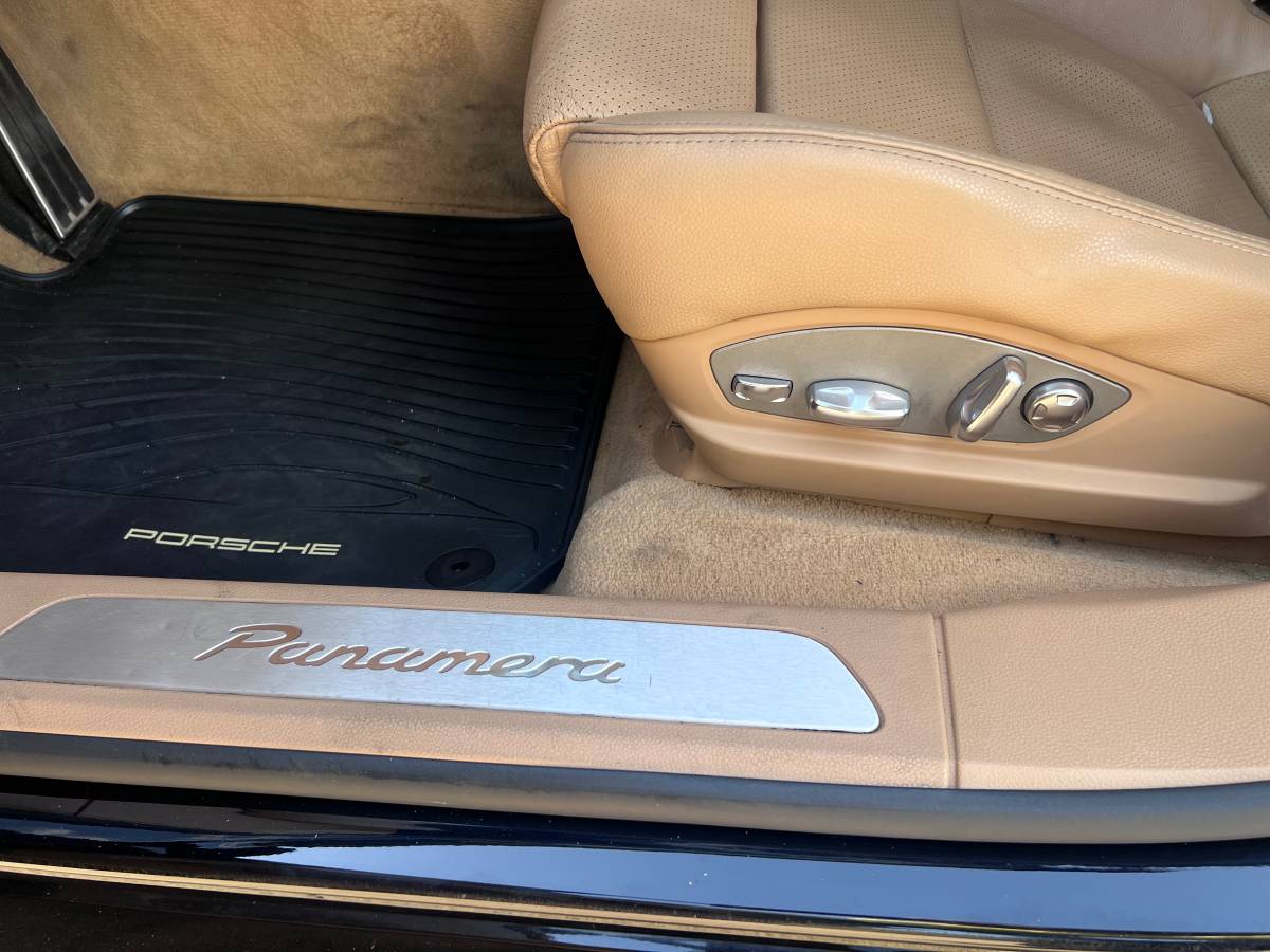 2012 Porsche, Import USA — Foto 10 z 12