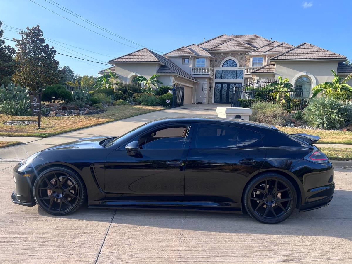 2012 Porsche, Import USA — Foto 3 z 12