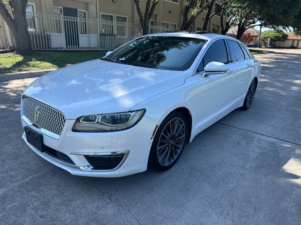 2017 Lincoln, Import USA — Foto 1