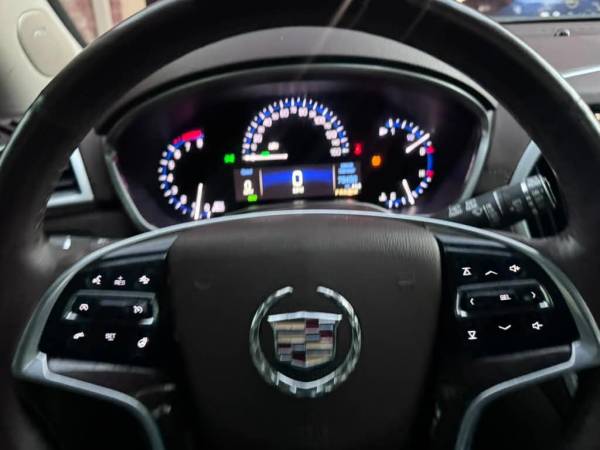 2016 Cadillac, Import USA — Foto 12 z 12