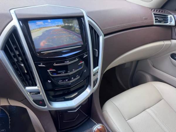 2016 Cadillac, Import USA — Foto 9 z 12