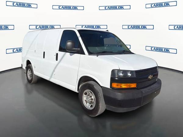 2021 Chevrolet, Import USA — Foto 3 z 12