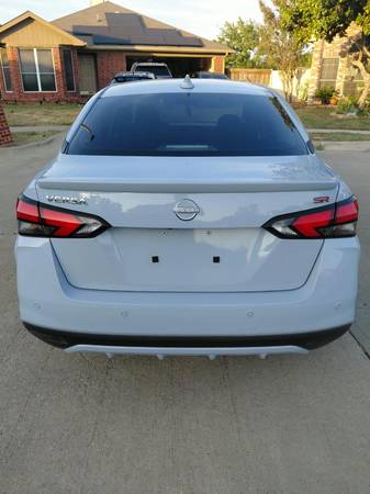 2023 Nissan, Import USA — Foto 9 z 12