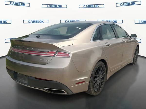 2018 Lincoln, Import USA — Foto 5 z 12