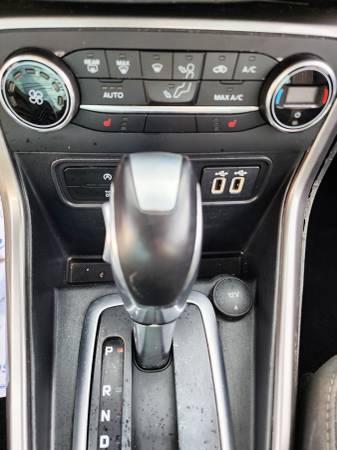 2019 Ford, Import USA — Foto 10 z 12