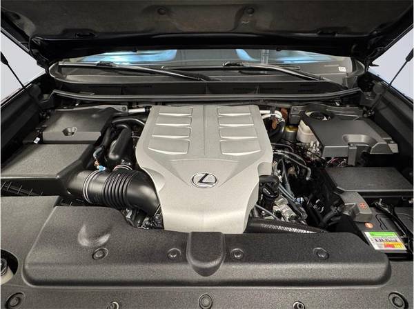 2017 Lexus, Import USA — Foto 9 z 12