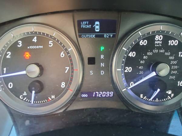 2010 Lexus, beige, Import USA — Foto 9 z 12