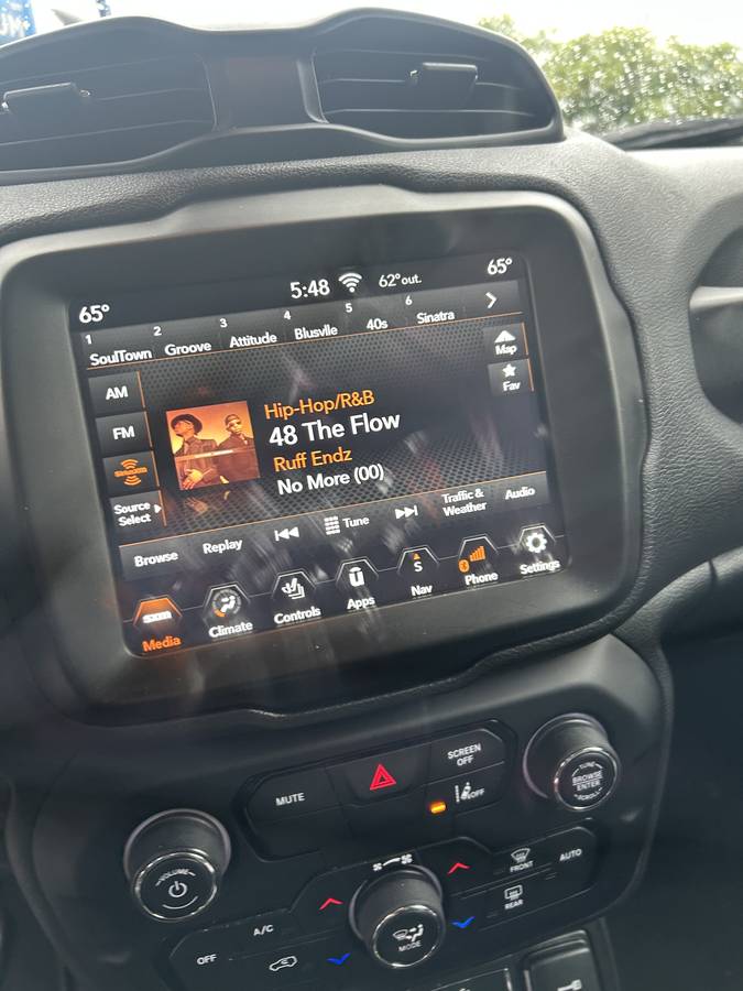2021 Jeep, Import USA — Foto 6 z 8