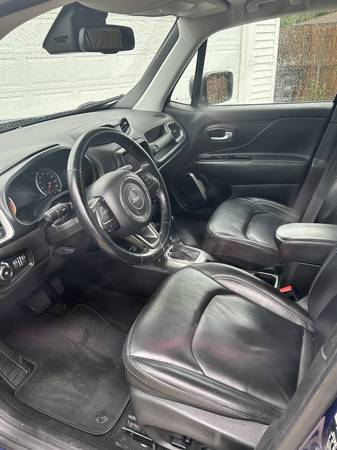 2021 Jeep, Import USA — Foto 7 z 8