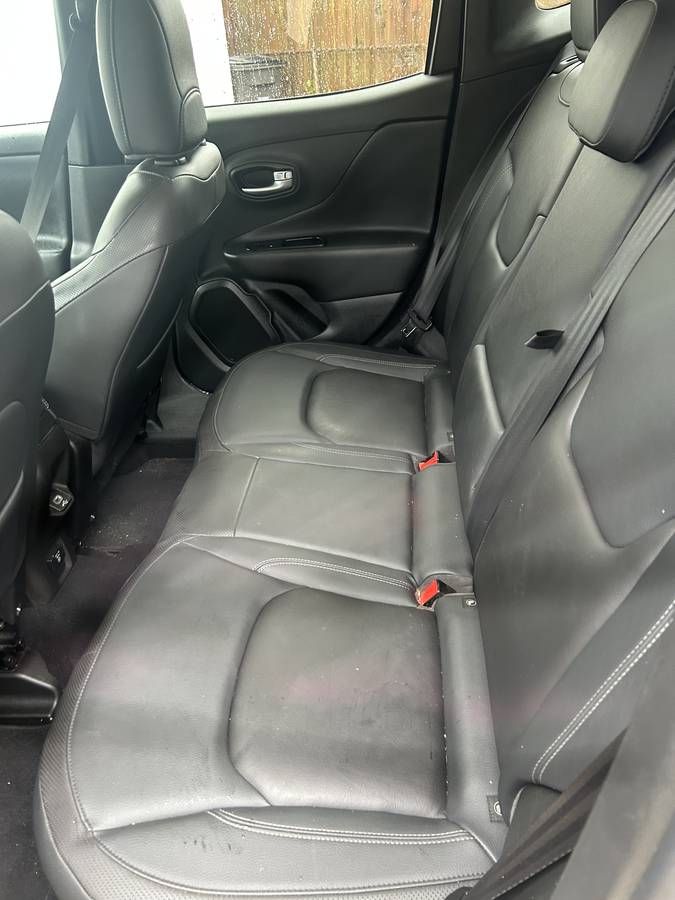 2021 Jeep, Import USA — Foto 8 z 8