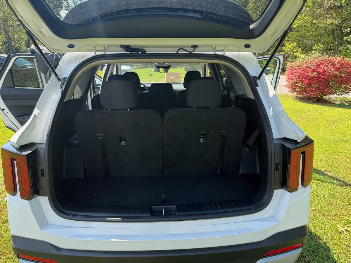 2026 Kia, Import USA — Foto 4 z 12