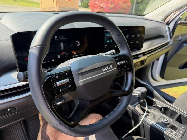 2026 Kia, Import USA — Foto 6 z 12