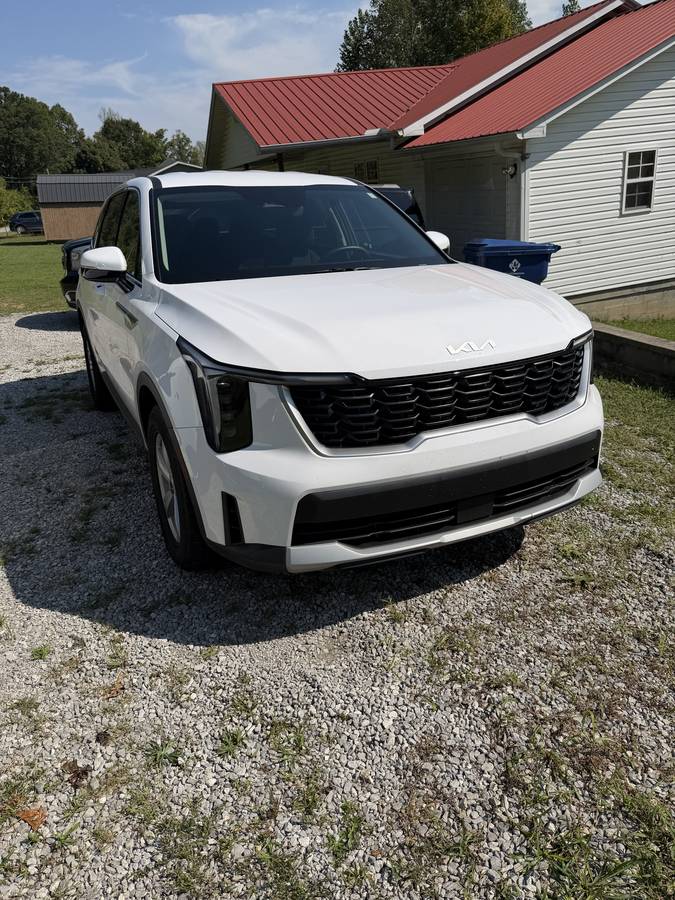 2026 Kia, Import USA — Foto 9 z 12