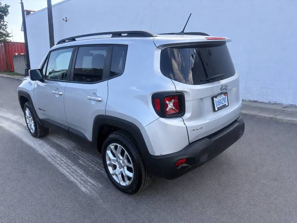 2017 Jeep, Import USA — Foto 4 z 12