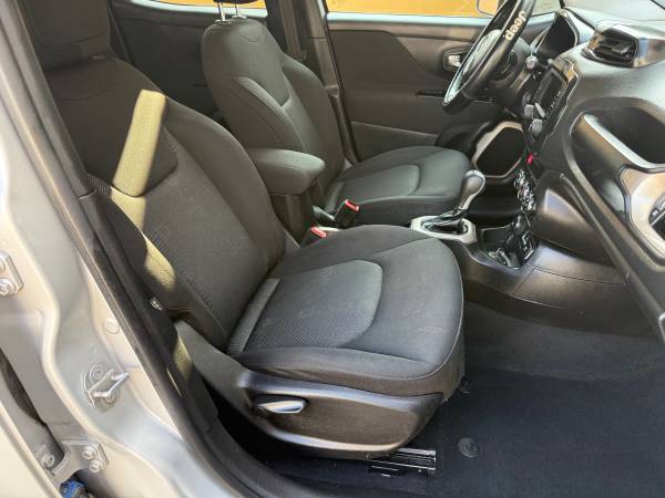 2017 Jeep, Import USA — Foto 8 z 12