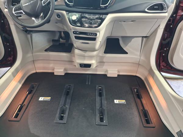 Chrysler, Import USA — Foto 12 z 12