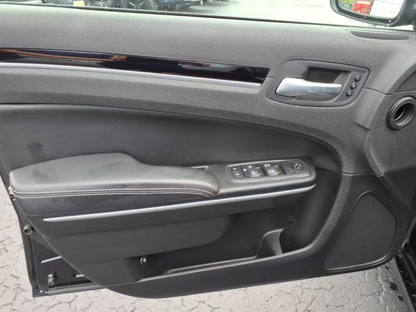 2022 Chrysler, Import USA — Foto 12 z 12