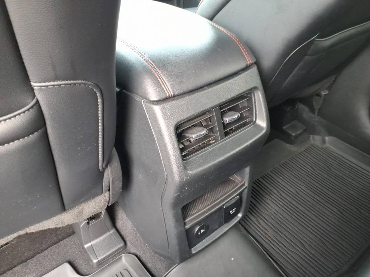 2024 Ford, Import USA — Foto 12 z 12
