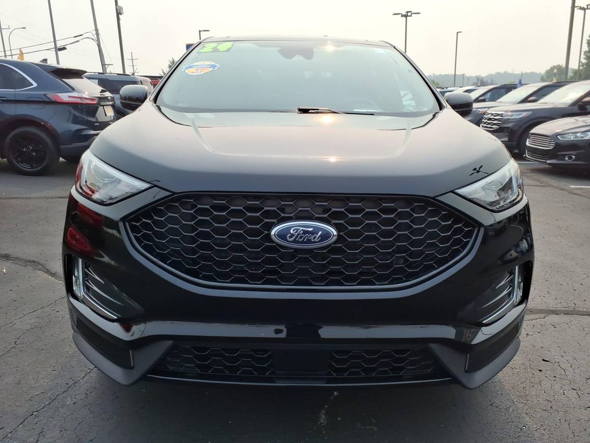 2024 Ford, Import USA — Foto 2 z 12
