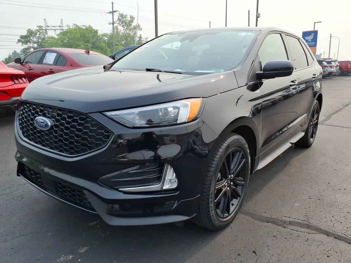 2024 Ford, Import USA — Foto 3 z 12