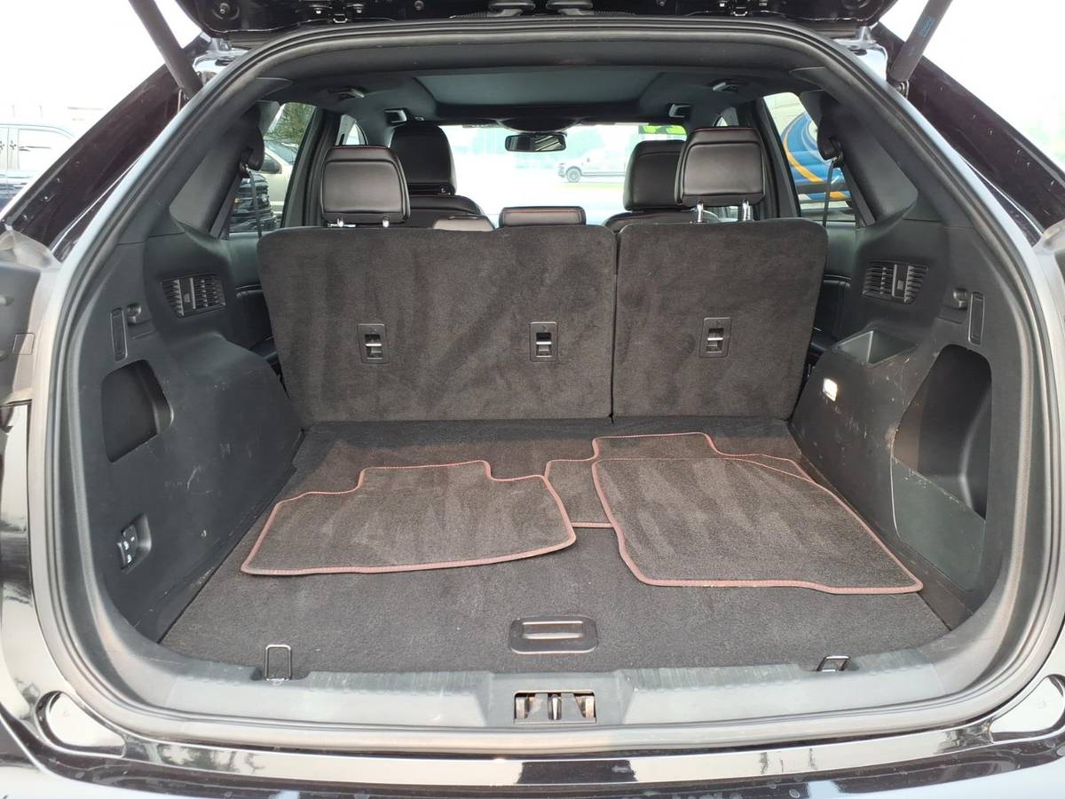 2024 Ford, Import USA — Foto 8 z 12