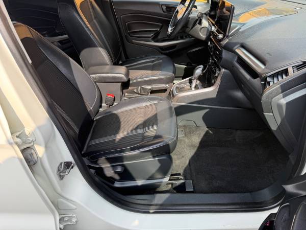 2019 Ford, Import USA — Foto 8 z 12