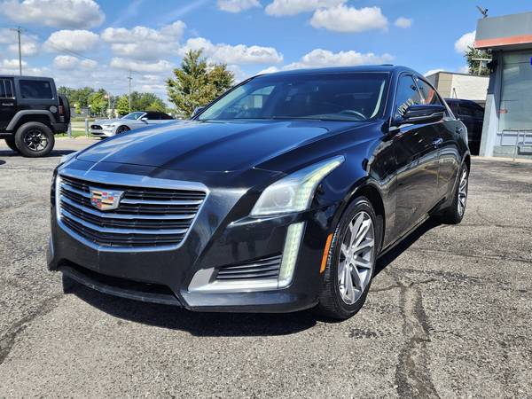 2016 Cadillac, Import USA — Foto 6 z 12
