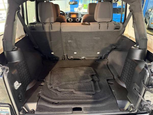 2018 Jeep, Import USA — Foto 11 z 12