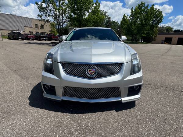 2011 Cadillac, Import USA — Foto 8 z 12
