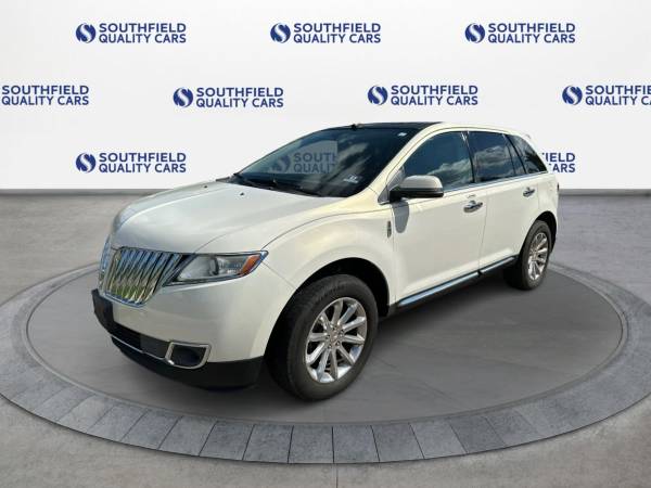 2013 Lincoln, Import USA — Foto 2 z 9