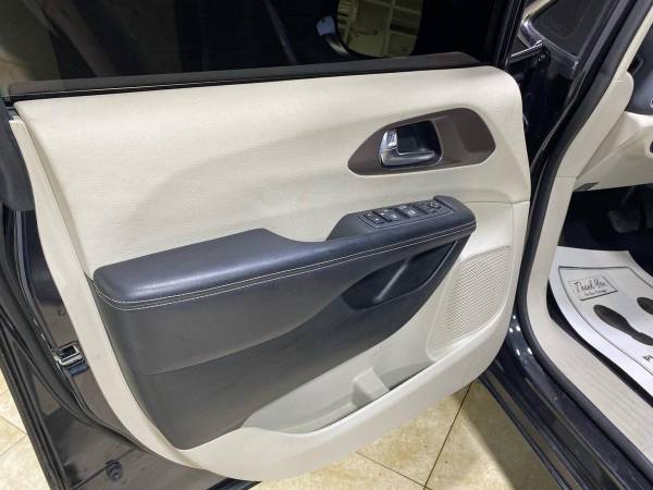 2023 Chrysler, Import USA — Foto 8 z 12