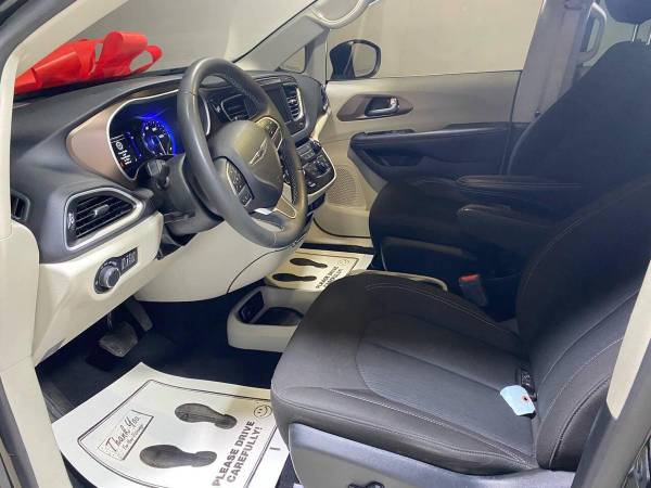 2023 Chrysler, Import USA — Foto 9 z 12
