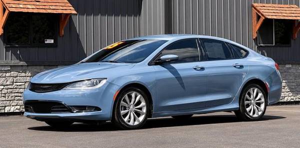 2015 Chrysler, Import USA — Foto 2 z 11