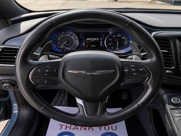 2015 Chrysler, Import USA — Foto 9 z 11