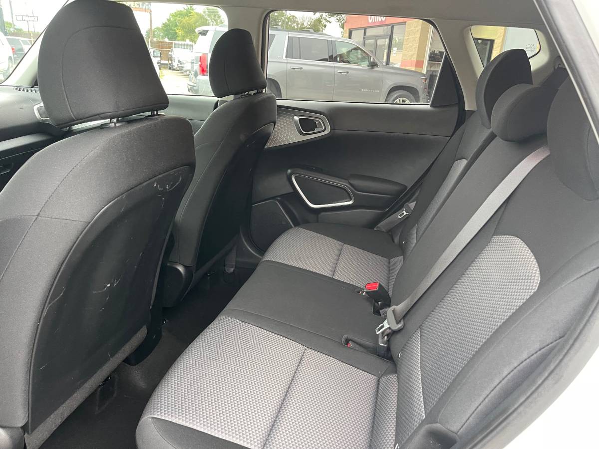 2023 Kia, Import USA — Foto 10 z 12