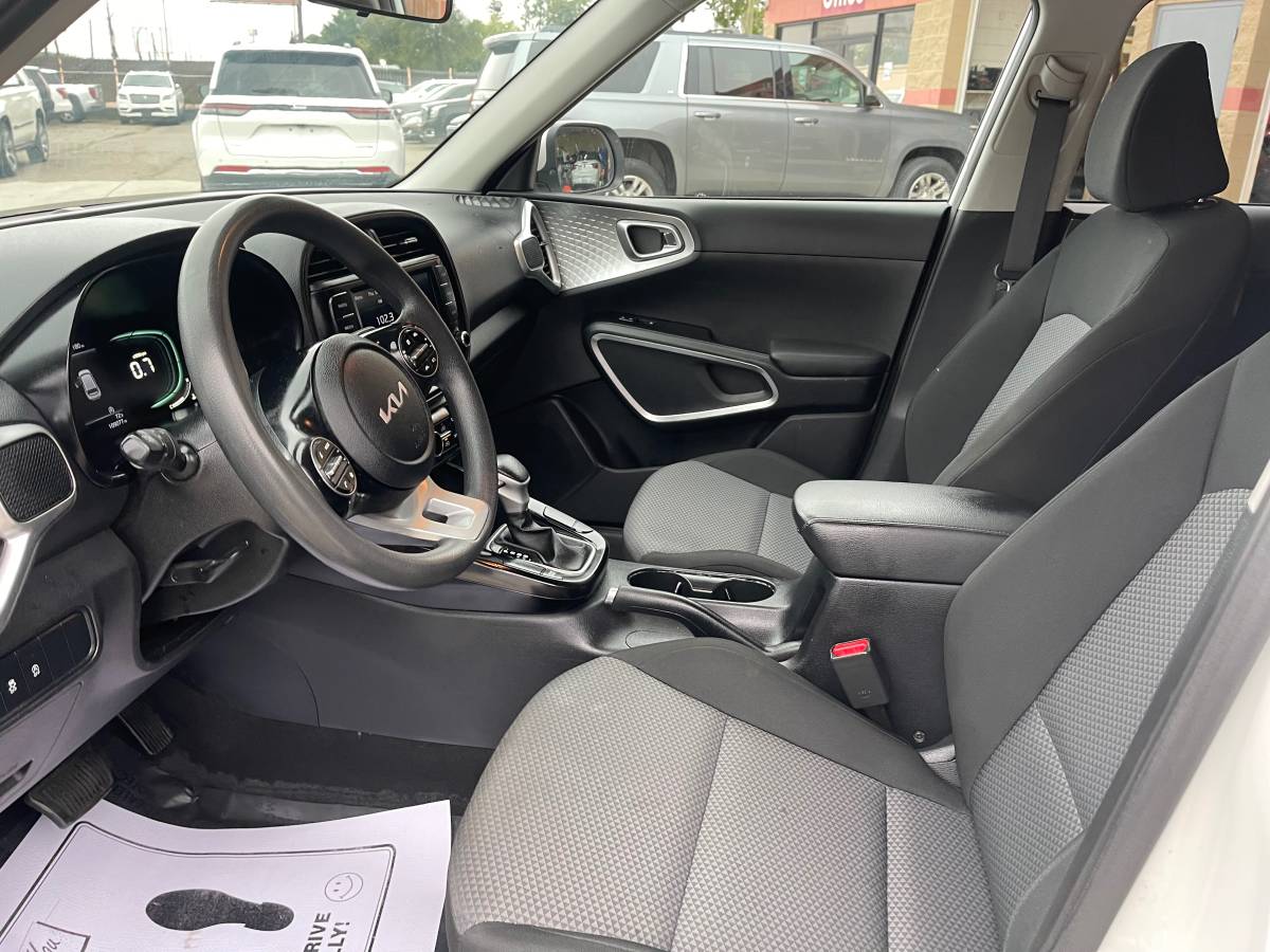 2023 Kia, Import USA — Foto 7 z 12