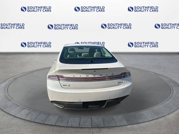 2015 Lincoln, weiß, Import USA — Foto 4 z 9